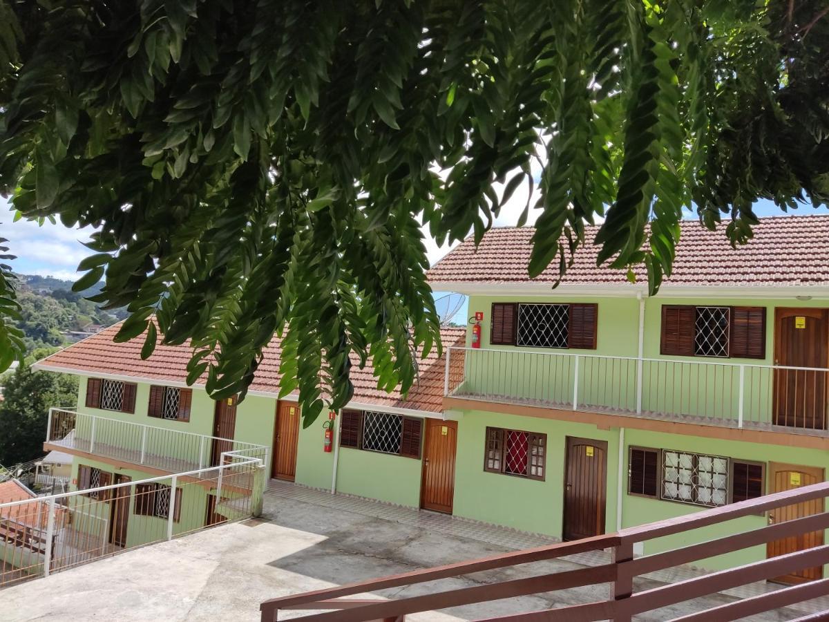 Pousada Portal Da Serra Campos do Jordão Εξωτερικό φωτογραφία